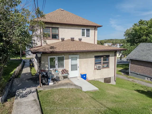 617 First St, Kenora 5