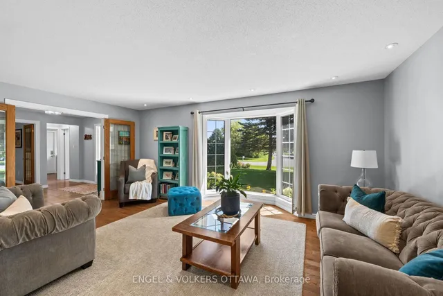 109 Inniskillin Dr, Carp 4