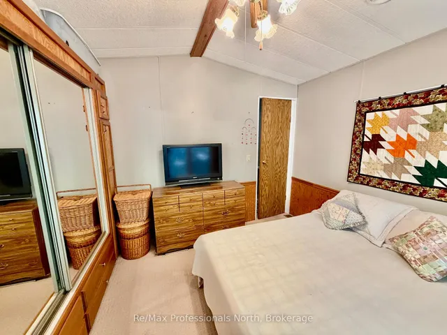 1007 RACOON Rd #2, Gravenhurst 3