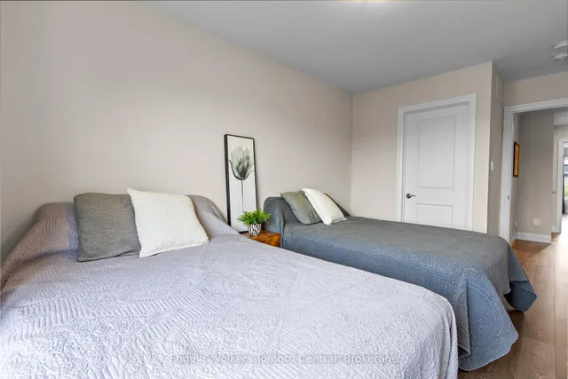 360 YELLOW BIRCH Cres, Blue Mountains 2