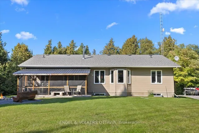 2565 Marshwood Rd, Carp 5