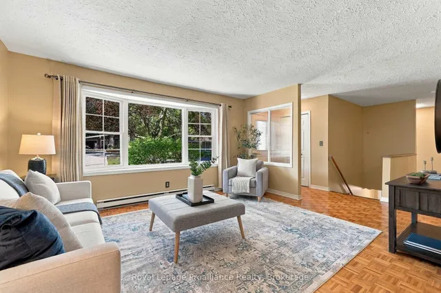 36 Parkview Hts, Quinte West 2