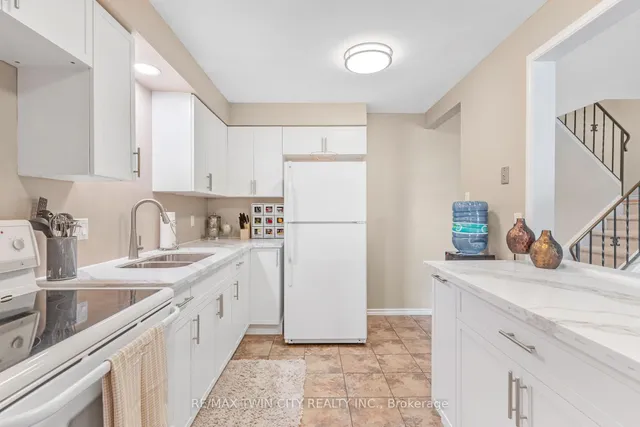 14 Williamsburg Rd #51, Kitchener 5