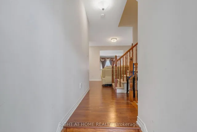 209 Rivertree St, Ottawa 5
