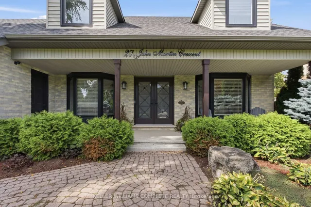 27 JOHN MARTIN Cres, Hamilton 5