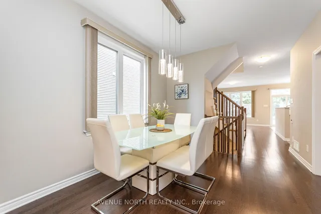 299 Wood Acres Grve, Ottawa 2