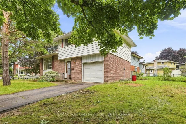395 Mossom Pl, Waterloo 3