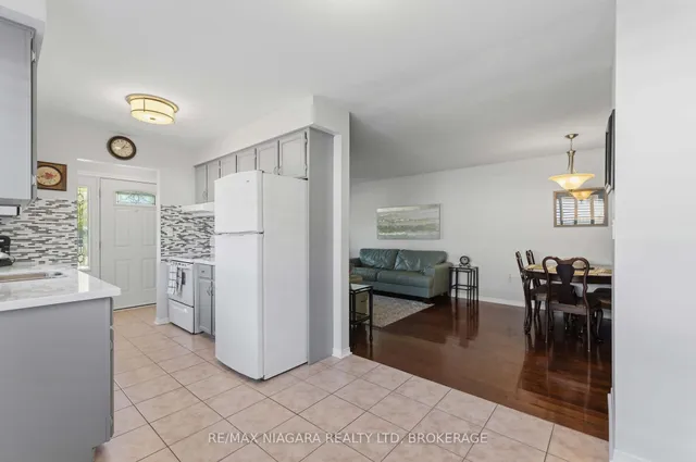 41 Fox Trail Dr, St. Catharines 5