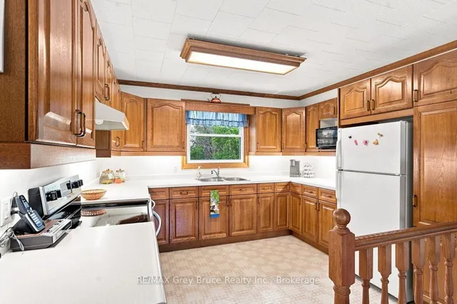 319065 grey 1 Rd, Georgian Bluffs 5