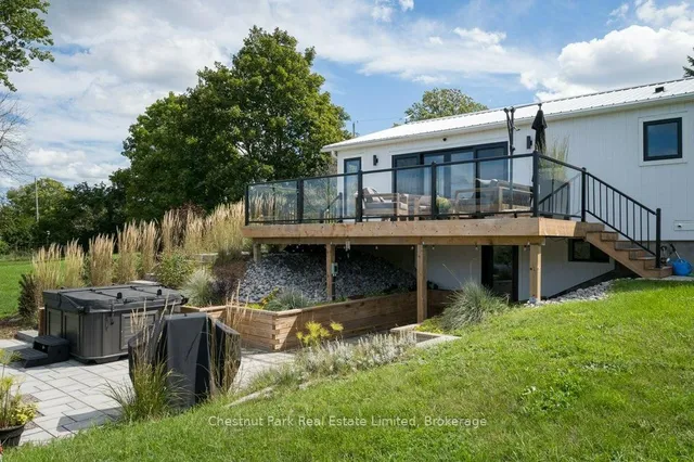 1108 Closson Rd, Prince Edward County 5