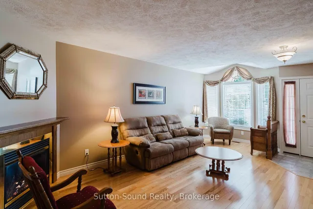 907 9th A Ave, Owen Sound 4