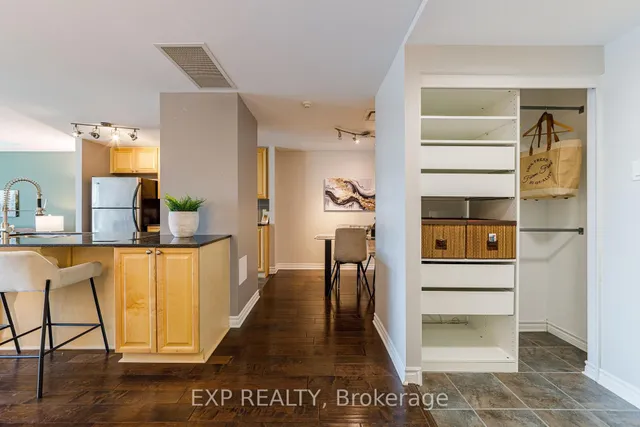 200 Lett St #601, Ottawa 5