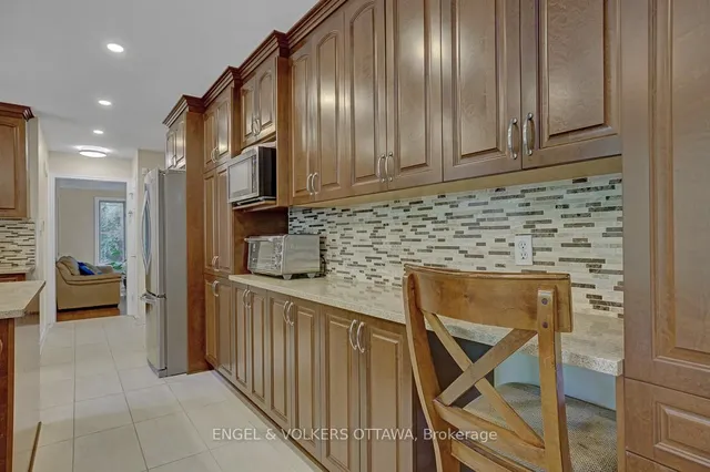 132 Grey Stone Dr, Carp 3