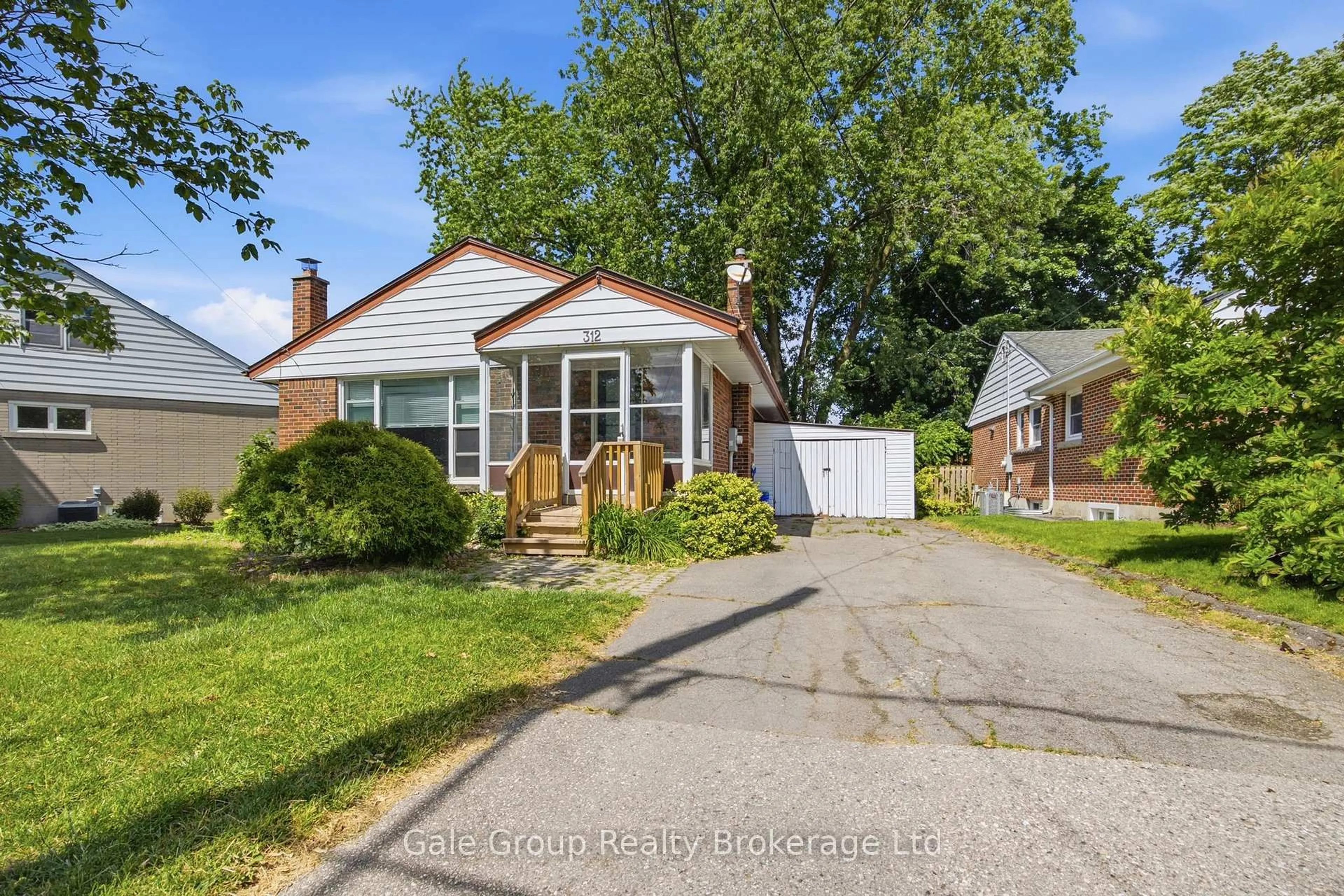 trreb/IMG-X13784060_1cf99efa-caa6-4c9b-8534-d71f5c901686-l.jpg