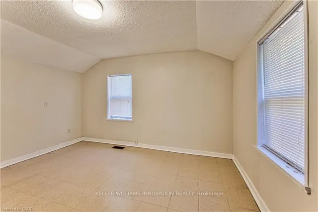 217 Lancaster St, Kitchener 4