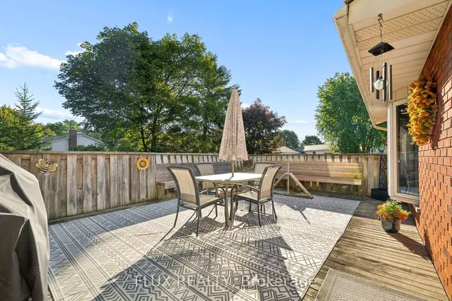 60 Cherrytree Crt, Kitchener 2