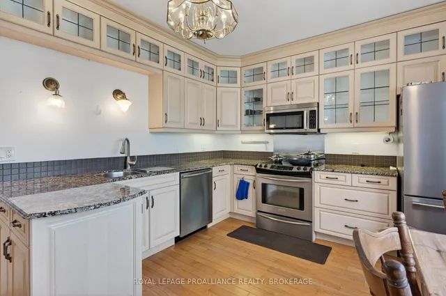20 Gore St #402, Kingston 5