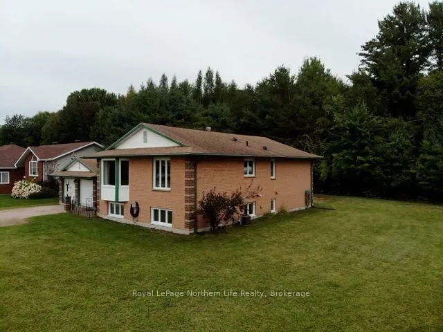 27 Villeneuve Crt, West Nipissing 5