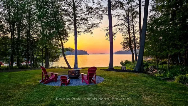 1054 Brydons Bay Rd, Gravenhurst 4