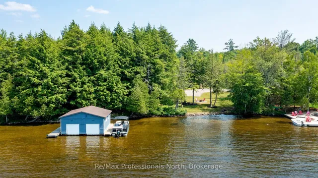 1054 Brydons Bay Rd, Gravenhurst 5