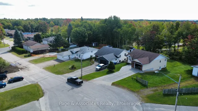 6 Paiement Crt, West Nipissing 5