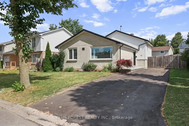 55 Archer Cres, London South 2