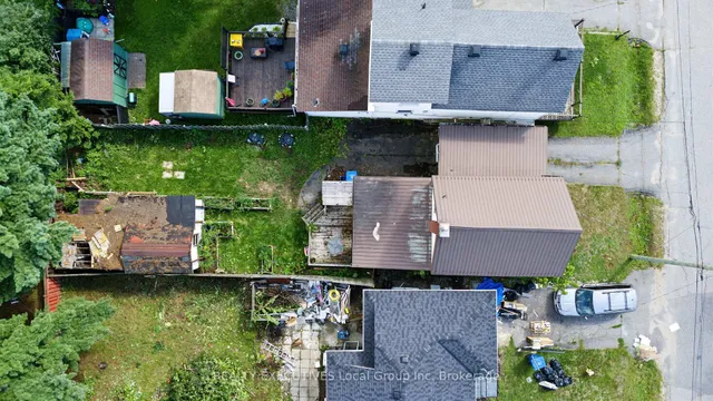 728 REYNOLDS St, North Bay 2