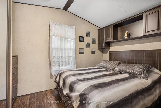 1082 SHAMROCK MARINA Rd #70, Gravenhurst 2