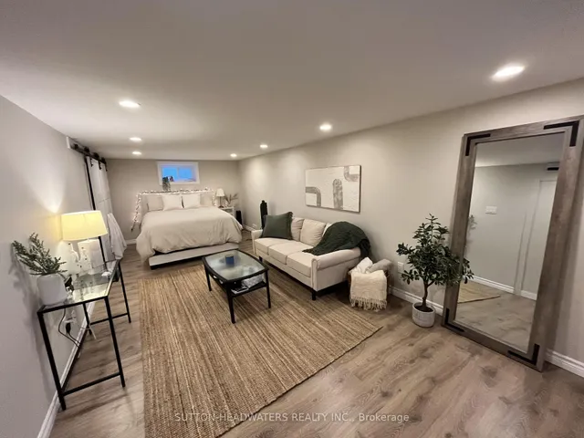 9 FORWARD Ave, London North 4