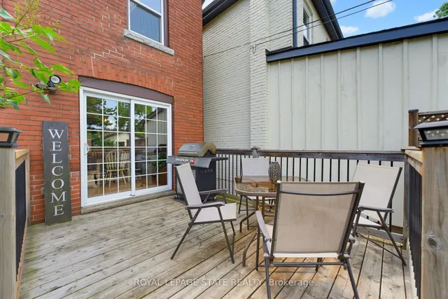 394 Charlton Ave, Hamilton 5