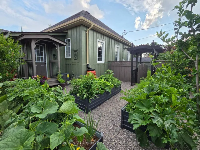 759 Hurley St, Peterborough 5