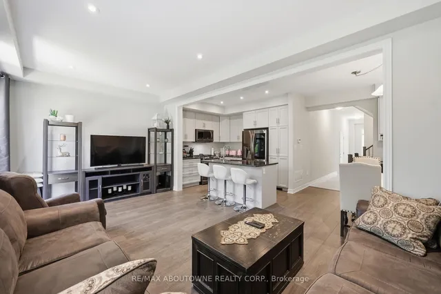 288 Glover Rd #44, Hamilton 5