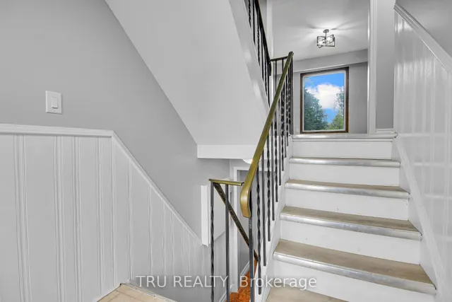 52 Greenboro Cres, Ottawa 4