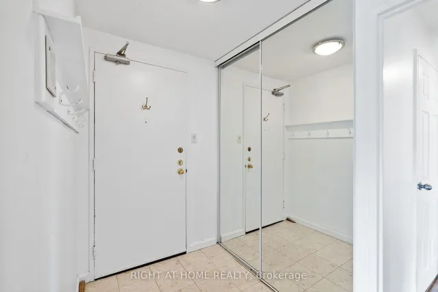 1081 AMBLESIDE Dr #306, Ottawa 5