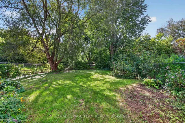 136 Glamorgan Dr, Ottawa 5
