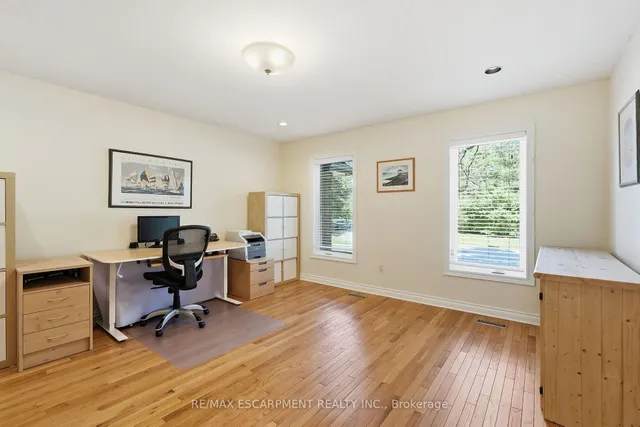 77 Flanders Dr, Hamilton 5