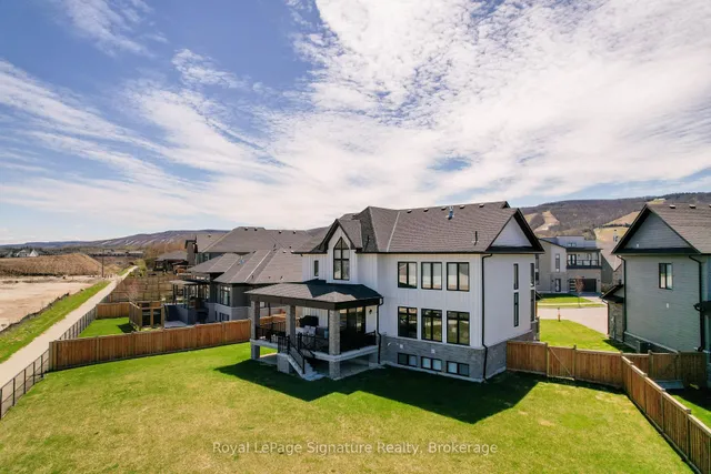 110 Cattail Cres, Blue Mountains 2