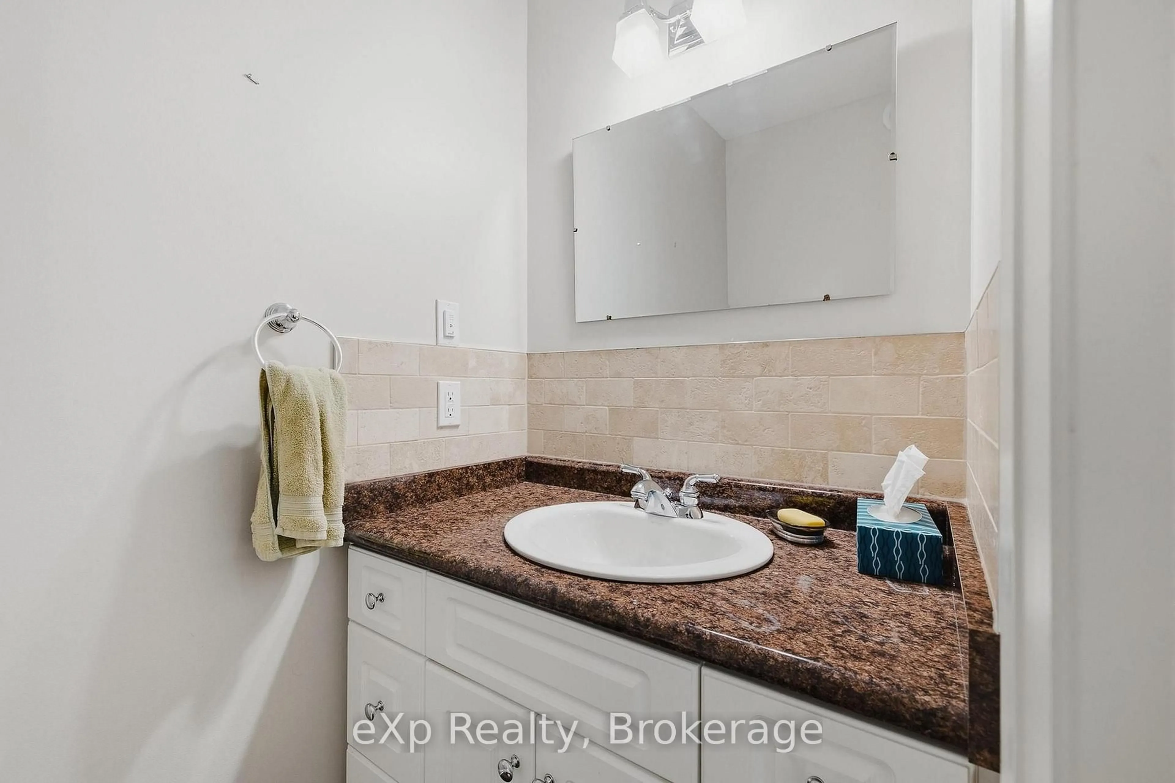 trreb/IMG-X13789438_2a4606dd-ac74-44f2-acd7-5ae77f5369a0-l.jpg