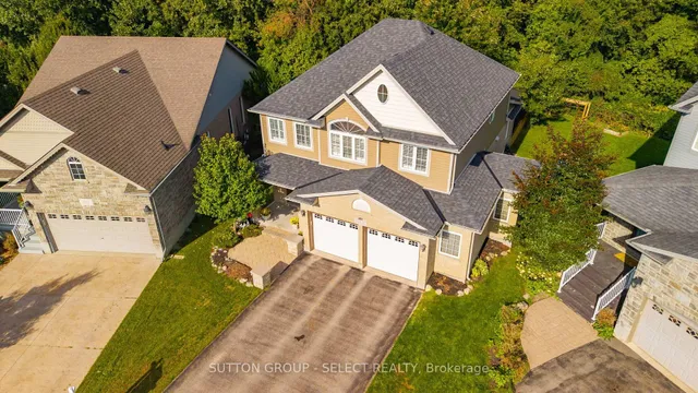 713 Silverfox Pl, London North 4