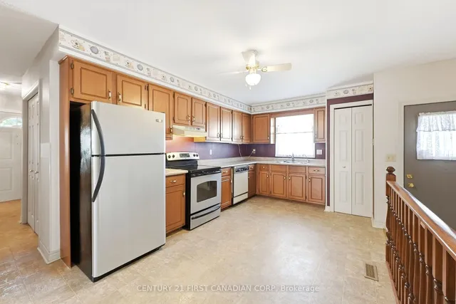 30 Bonaventure Dr, London East 2