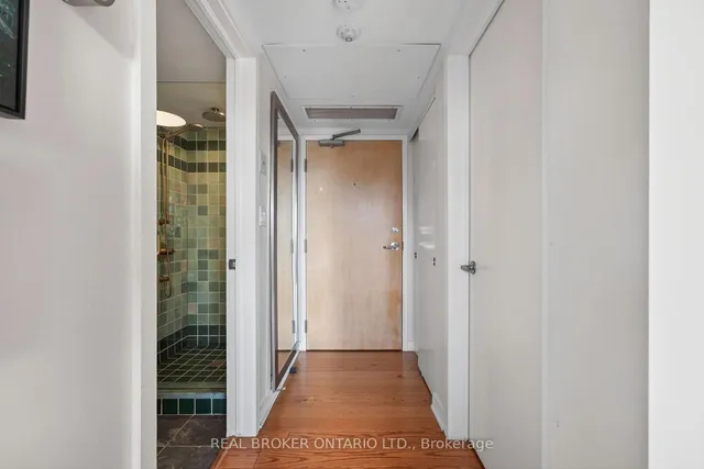 1014 Bank St #305, Ottawa 3