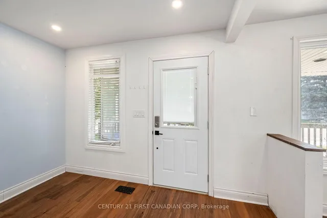 229 St Julien St, London East 3