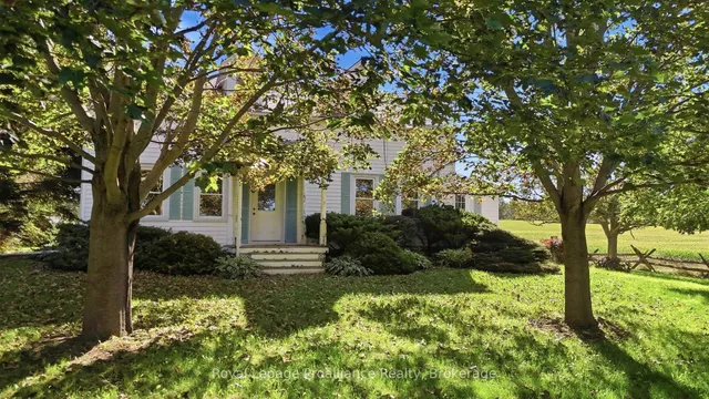 661 County Road 10, Prince Edward County 3