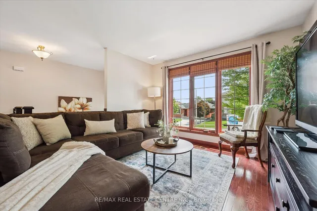139 Attwood Dr, Cambridge 5