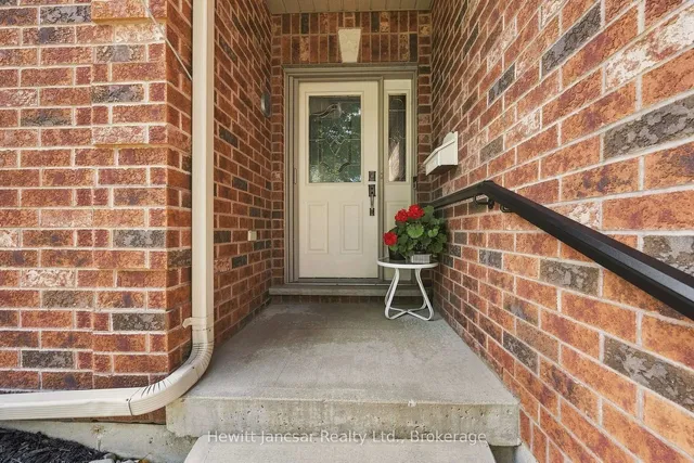 106 Kingfisher Ave, Woodstock 2