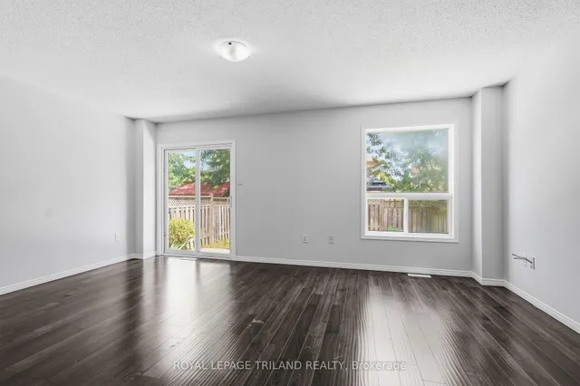 1942 Bloom Cres, London North 4
