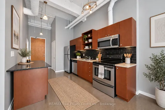 410 King St #314, Kitchener 4