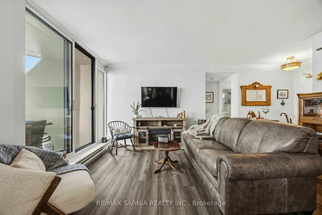 155 Front St #1204, Sarnia 5