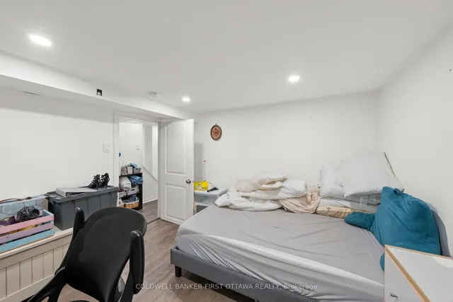277 Arlington Ave, Ottawa 5
