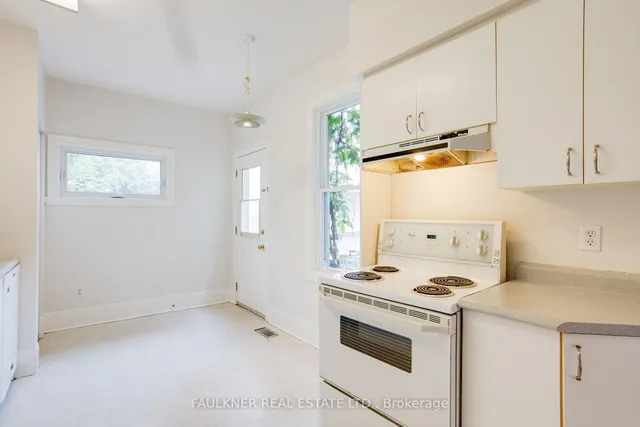 137 Dalhousie St, Ottawa 4